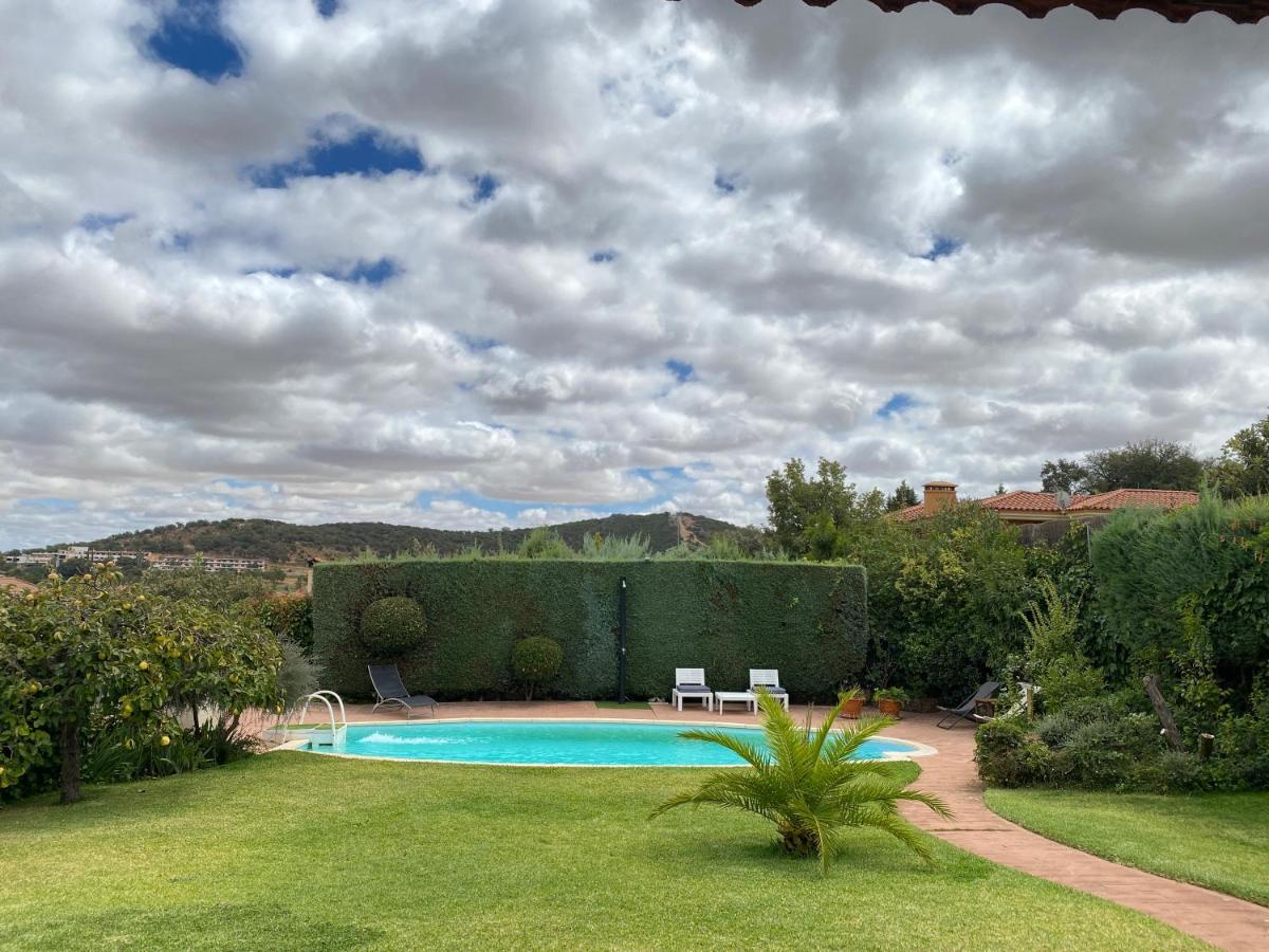 Jardin De La Yedra Guest House Caceres Luaran gambar